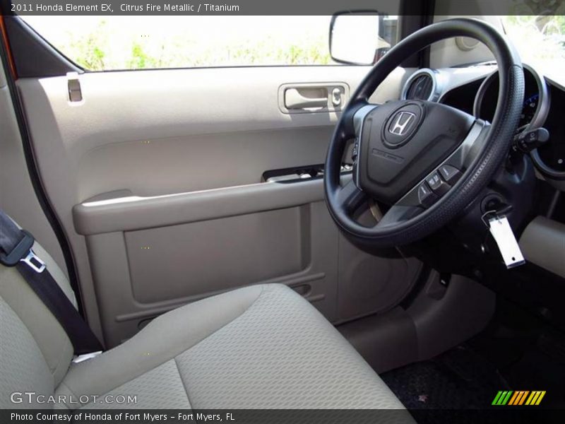  2011 Element EX Titanium Interior