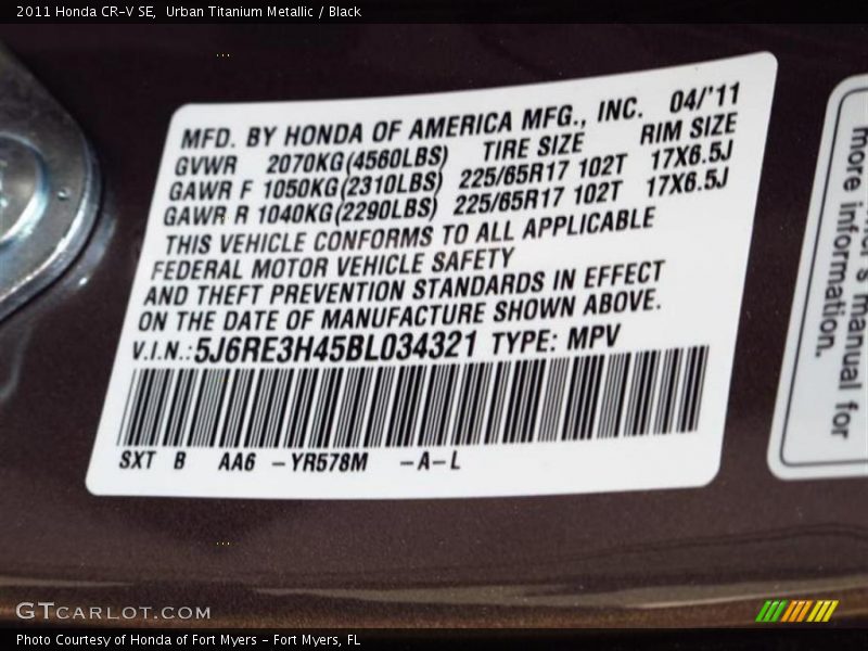 Urban Titanium Metallic / Black 2011 Honda CR-V SE
