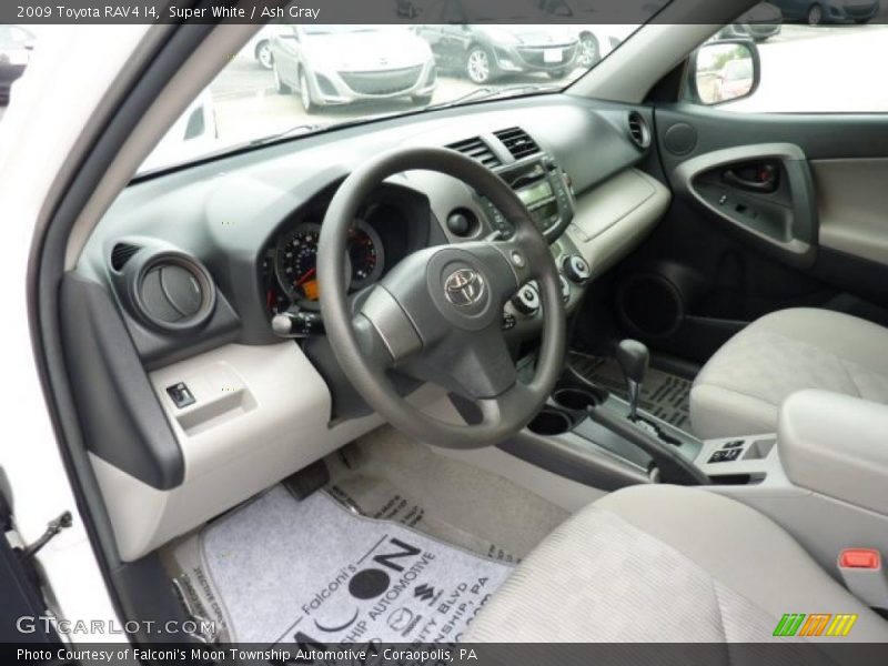 Super White / Ash Gray 2009 Toyota RAV4 I4