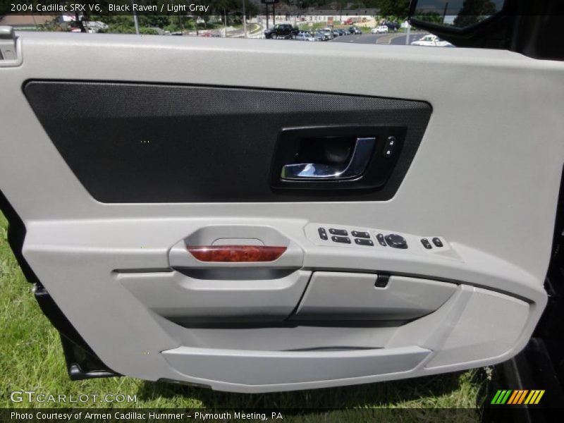 Black Raven / Light Gray 2004 Cadillac SRX V6