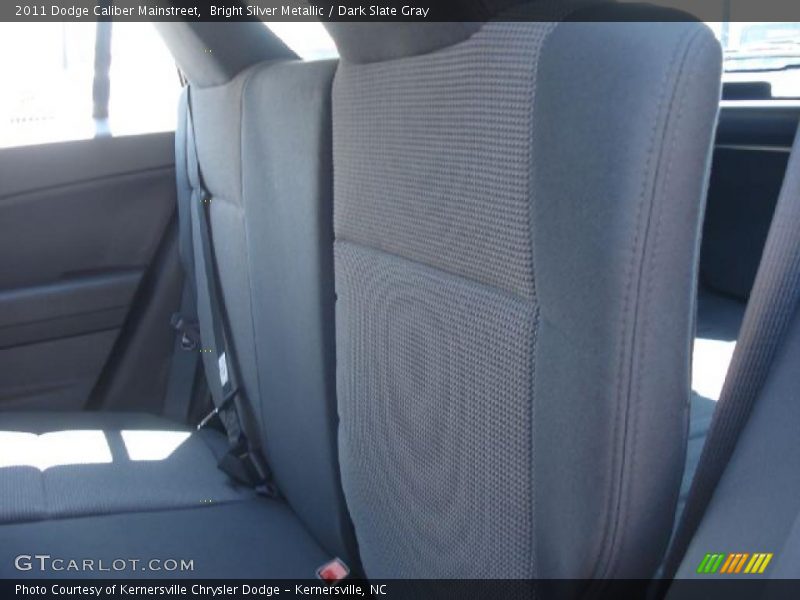 Bright Silver Metallic / Dark Slate Gray 2011 Dodge Caliber Mainstreet