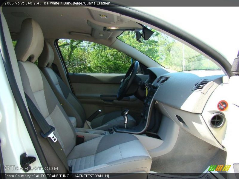 Ice White / Dark Beige/Quartz Leather 2005 Volvo S40 2.4i