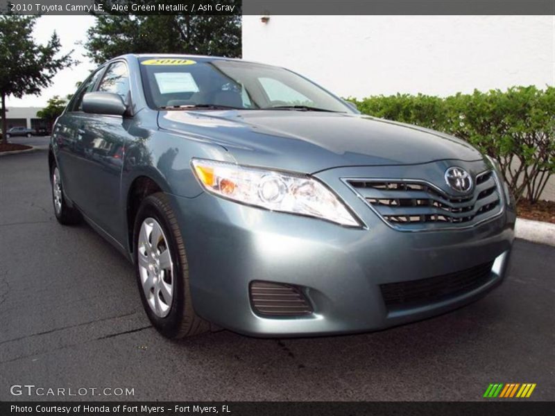 Aloe Green Metallic / Ash Gray 2010 Toyota Camry LE