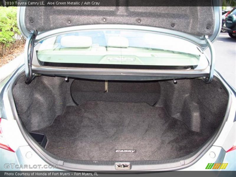 Aloe Green Metallic / Ash Gray 2010 Toyota Camry LE