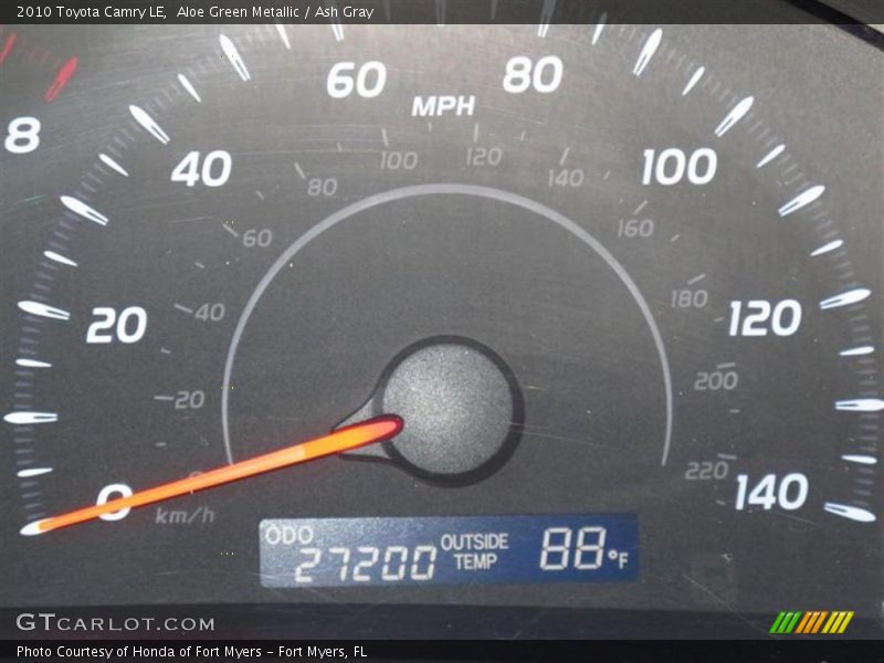 Aloe Green Metallic / Ash Gray 2010 Toyota Camry LE