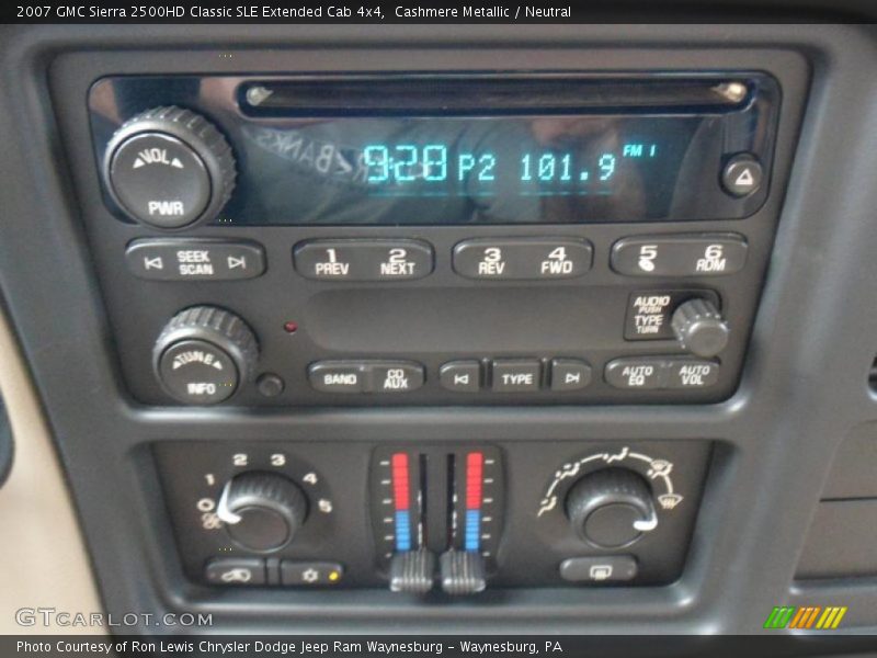 Cashmere Metallic / Neutral 2007 GMC Sierra 2500HD Classic SLE Extended Cab 4x4