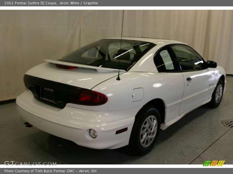 Arctic White / Graphite 2001 Pontiac Sunfire SE Coupe