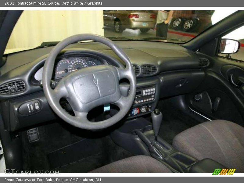 Arctic White / Graphite 2001 Pontiac Sunfire SE Coupe
