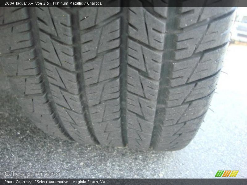 Platinum Metallic / Charcoal 2004 Jaguar X-Type 2.5