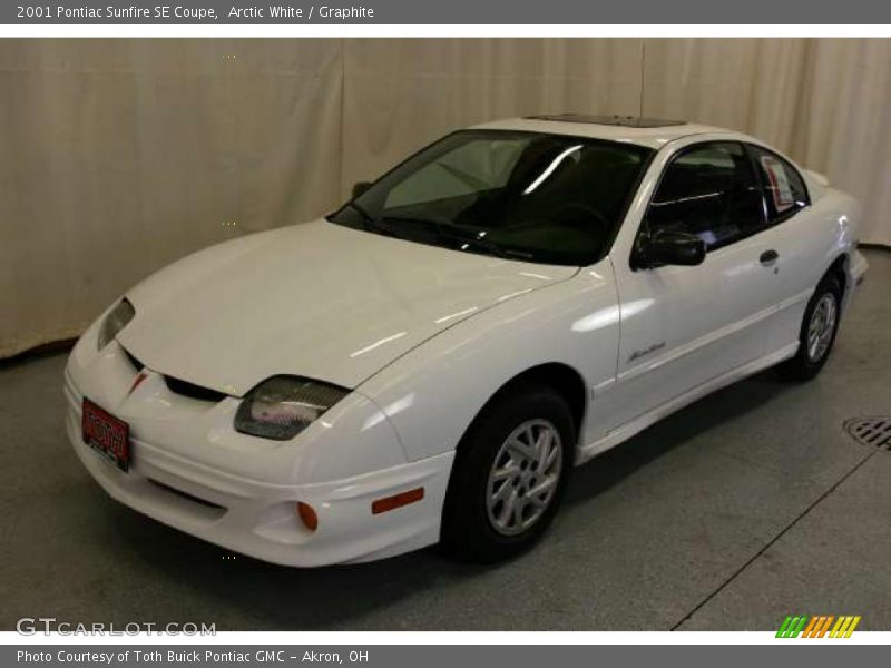 Arctic White / Graphite 2001 Pontiac Sunfire SE Coupe