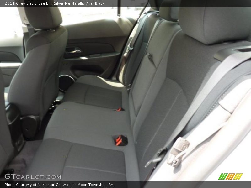 Silver Ice Metallic / Jet Black 2011 Chevrolet Cruze LT