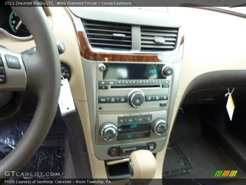 White Diamond Tricoat / Cocoa/Cashmere 2011 Chevrolet Malibu LTZ