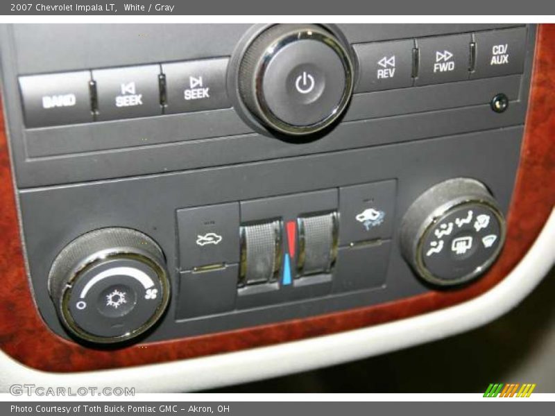 White / Gray 2007 Chevrolet Impala LT