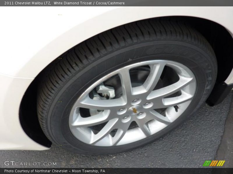 White Diamond Tricoat / Cocoa/Cashmere 2011 Chevrolet Malibu LTZ