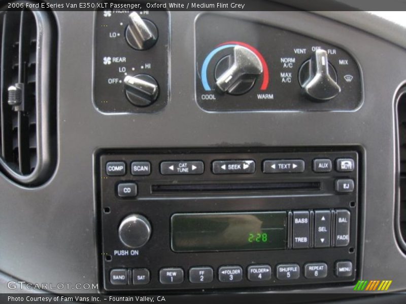 Controls of 2006 E Series Van E350 XLT Passenger