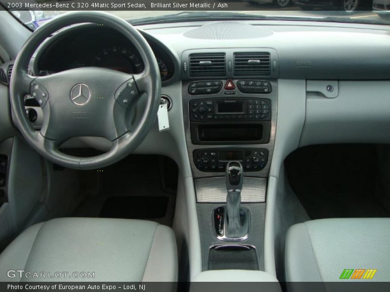 Dashboard of 2003 C 320 4Matic Sport Sedan