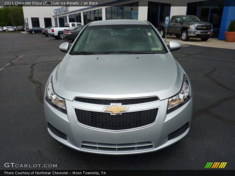 Silver Ice Metallic / Jet Black 2011 Chevrolet Cruze LT