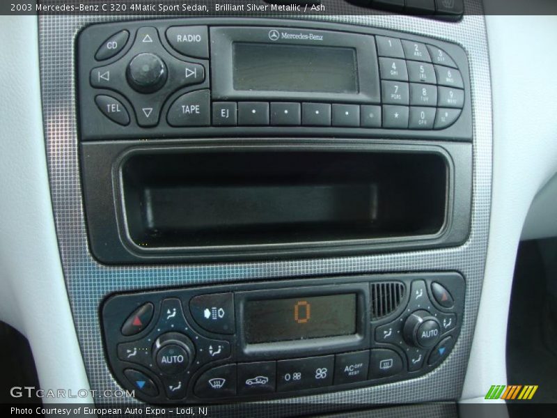 Controls of 2003 C 320 4Matic Sport Sedan