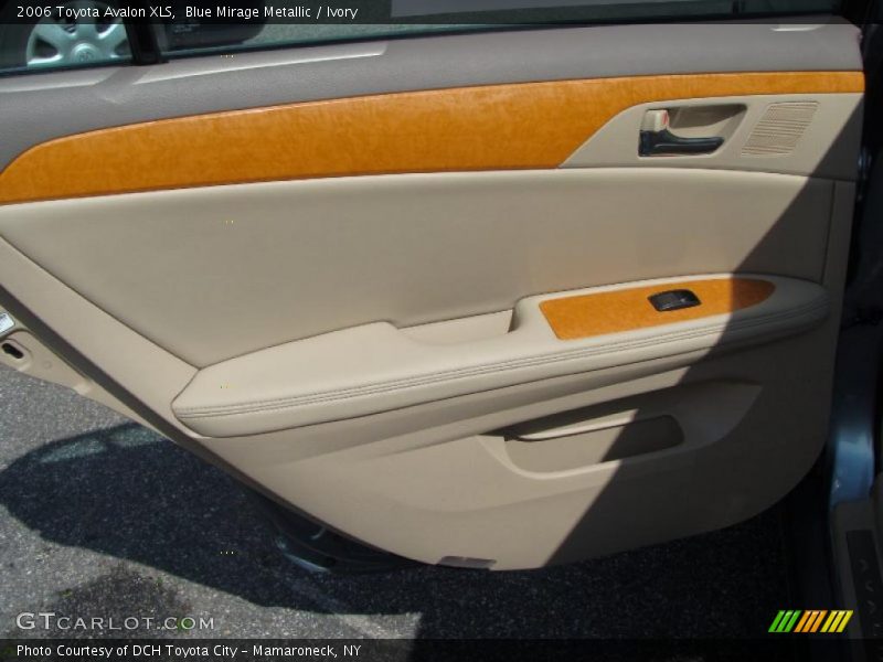 Blue Mirage Metallic / Ivory 2006 Toyota Avalon XLS