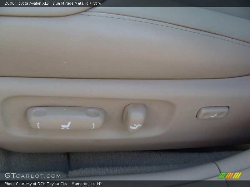 Blue Mirage Metallic / Ivory 2006 Toyota Avalon XLS