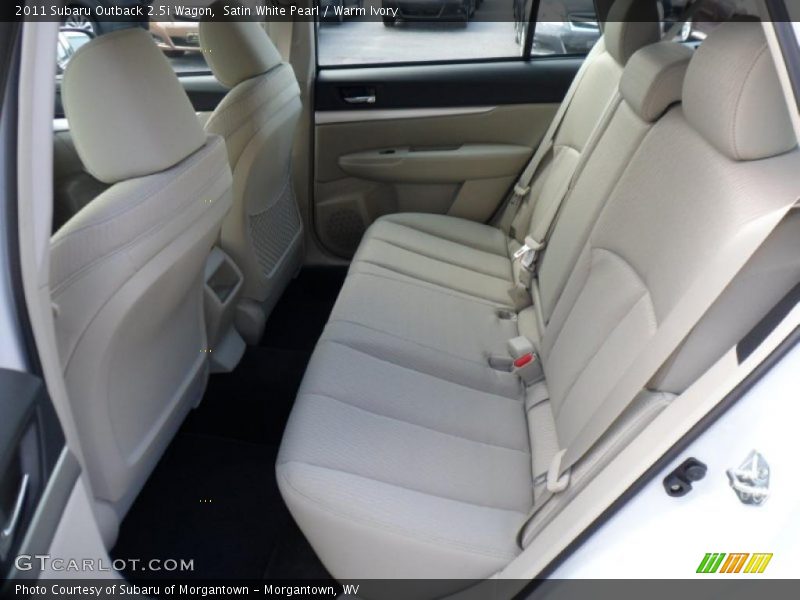  2011 Outback 2.5i Wagon Warm Ivory Interior