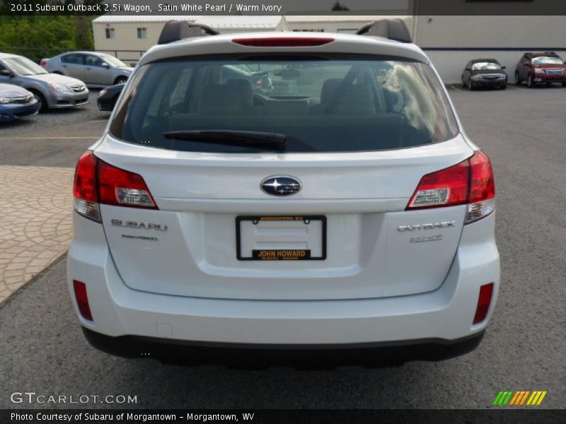 Satin White Pearl / Warm Ivory 2011 Subaru Outback 2.5i Wagon