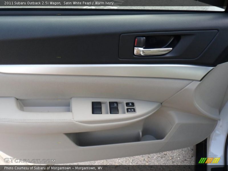 Satin White Pearl / Warm Ivory 2011 Subaru Outback 2.5i Wagon