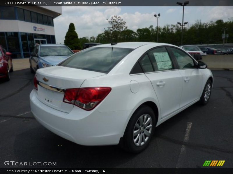 Summit White / Jet Black/Medium Titanium 2011 Chevrolet Cruze LS
