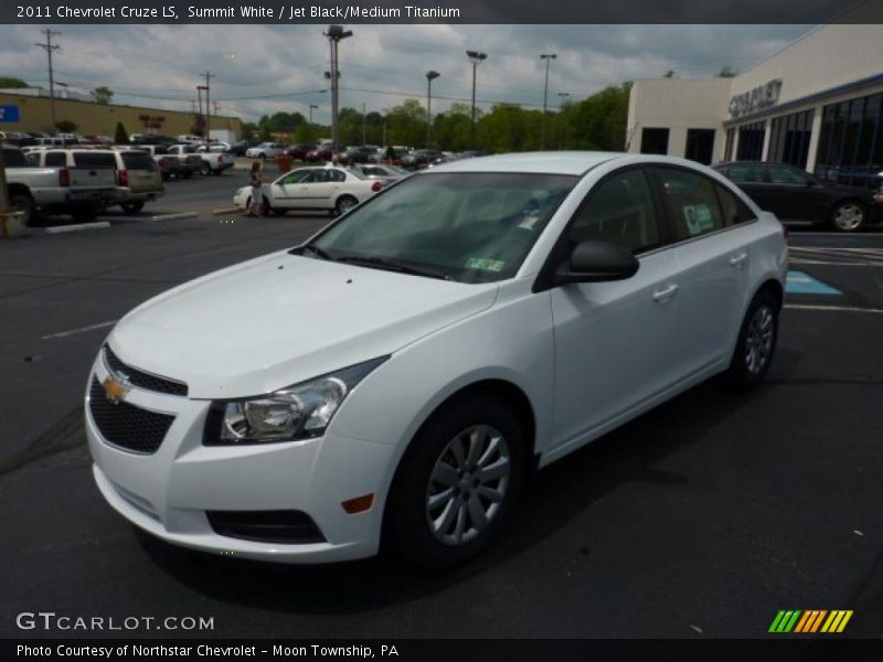 Summit White / Jet Black/Medium Titanium 2011 Chevrolet Cruze LS