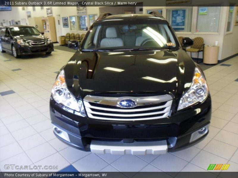 Crystal Black Silica / Warm Ivory 2011 Subaru Outback 3.6R Limited Wagon