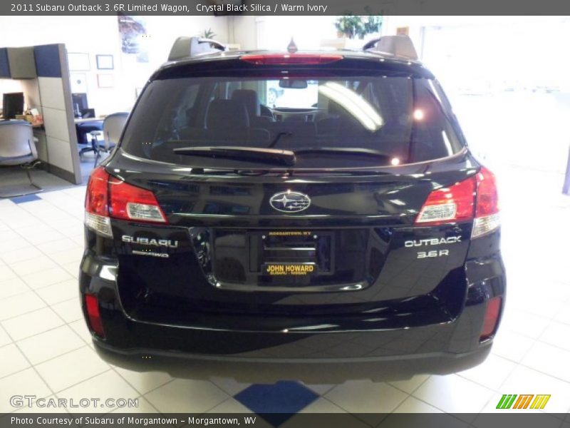 Crystal Black Silica / Warm Ivory 2011 Subaru Outback 3.6R Limited Wagon