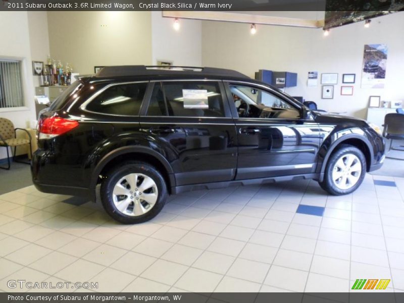 Crystal Black Silica / Warm Ivory 2011 Subaru Outback 3.6R Limited Wagon