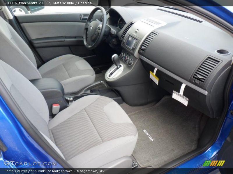 Metallic Blue / Charcoal 2011 Nissan Sentra 2.0 SR