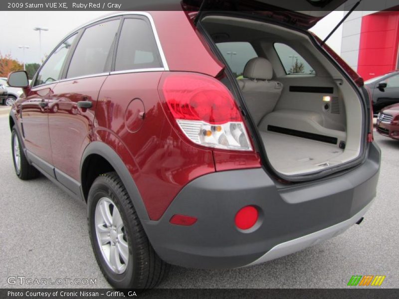 Ruby Red / Gray 2009 Saturn VUE XE