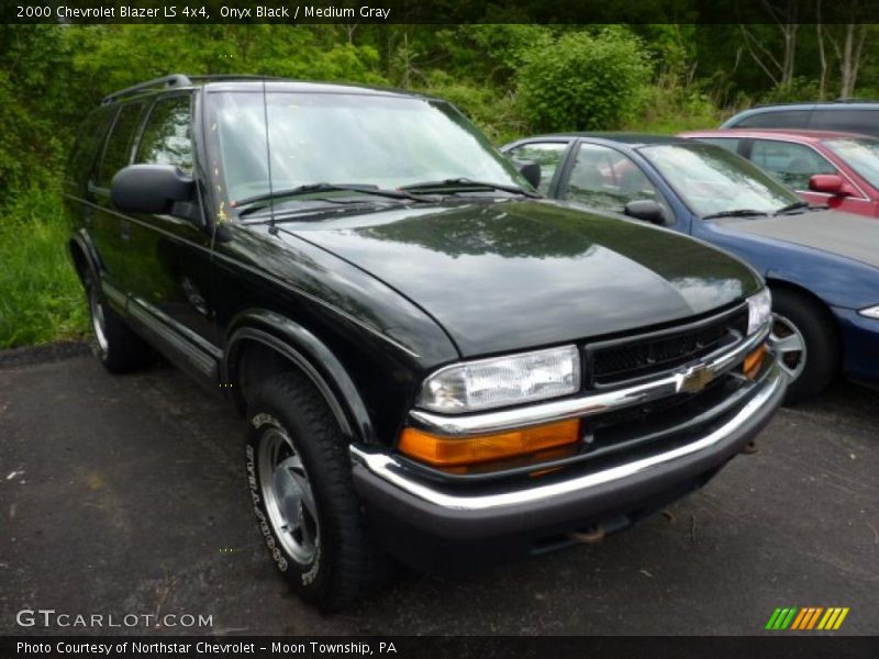 Onyx Black / Medium Gray 2000 Chevrolet Blazer LS 4x4