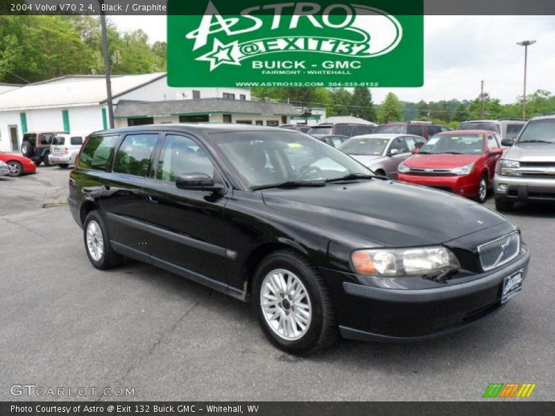 Black / Graphite 2004 Volvo V70 2.4