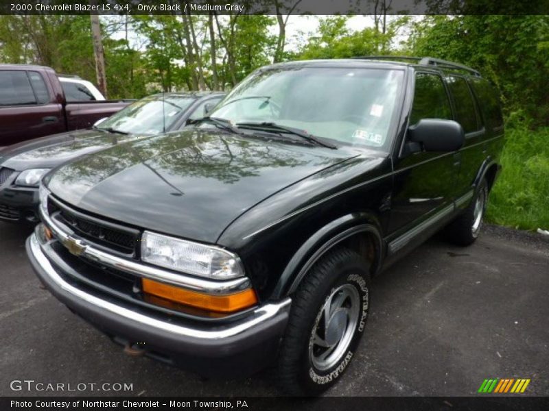 Onyx Black / Medium Gray 2000 Chevrolet Blazer LS 4x4