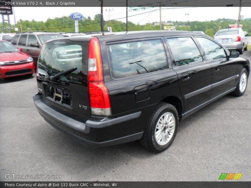 Black / Graphite 2004 Volvo V70 2.4