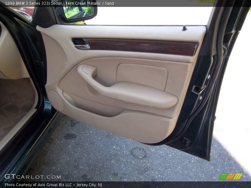 Fern Green Metallic / Sand 1999 BMW 3 Series 323i Sedan