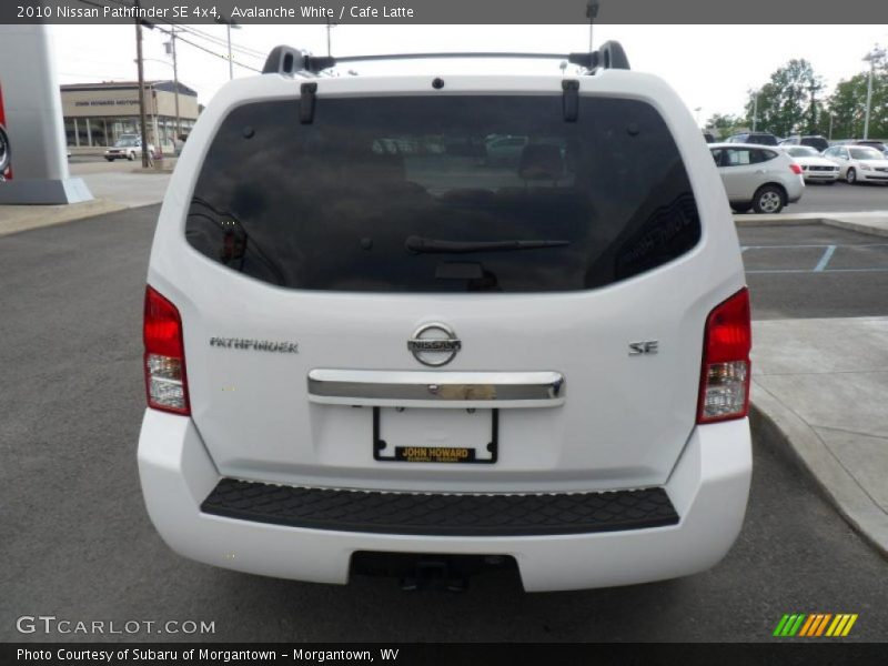 Avalanche White / Cafe Latte 2010 Nissan Pathfinder SE 4x4