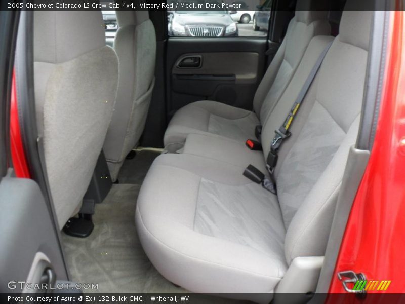 Victory Red / Medium Dark Pewter 2005 Chevrolet Colorado LS Crew Cab 4x4