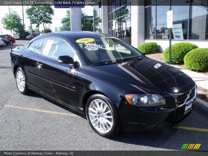 Solid Black / Calcite Cream 2007 Volvo C70 T5 Convertible