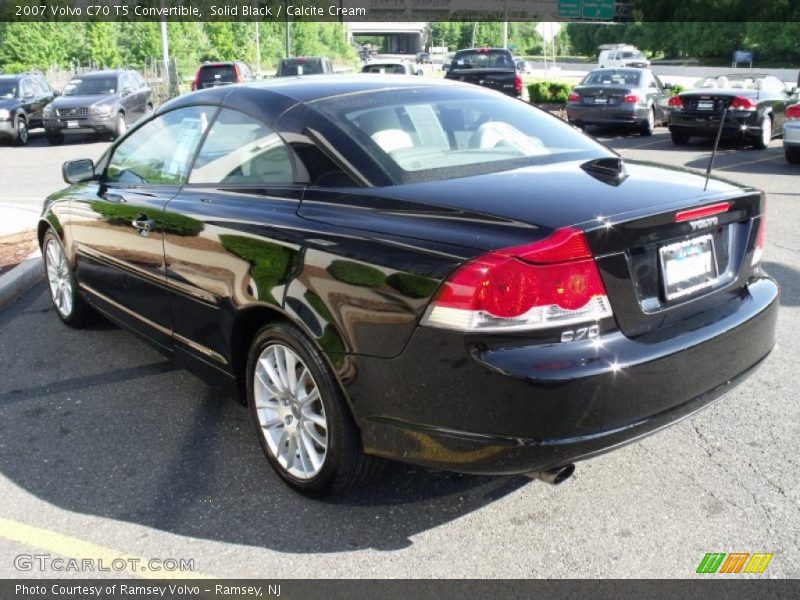 Solid Black / Calcite Cream 2007 Volvo C70 T5 Convertible