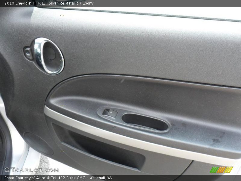Silver Ice Metallic / Ebony 2010 Chevrolet HHR LS