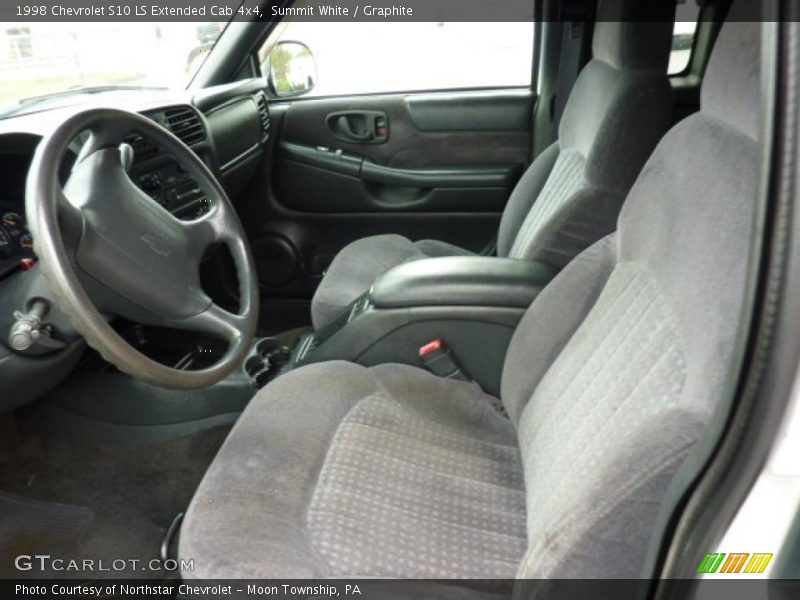 Summit White / Graphite 1998 Chevrolet S10 LS Extended Cab 4x4