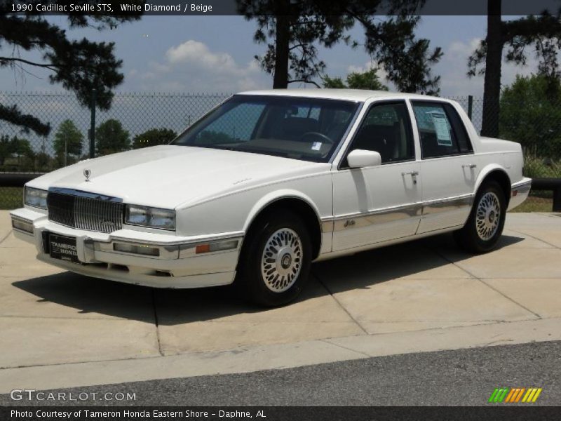Front 3/4 View of 1990 Seville STS