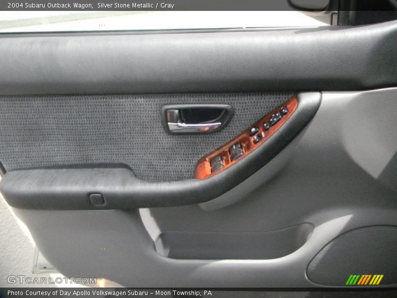 Silver Stone Metallic / Gray 2004 Subaru Outback Wagon