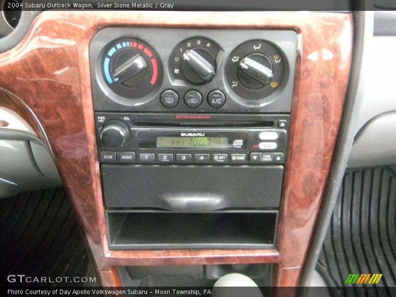Silver Stone Metallic / Gray 2004 Subaru Outback Wagon