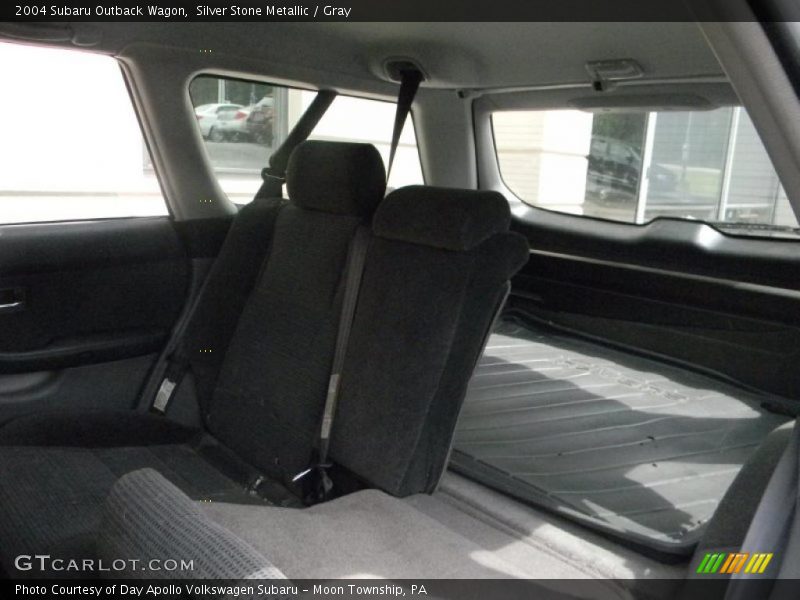 Silver Stone Metallic / Gray 2004 Subaru Outback Wagon