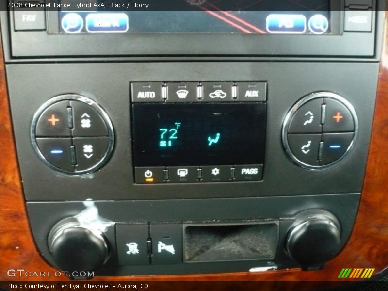 Controls of 2008 Tahoe Hybrid 4x4